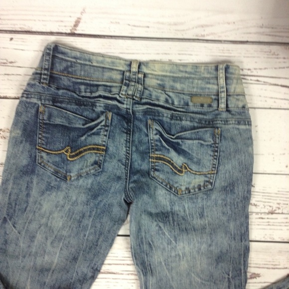 Almost famous women’s jeans size 7 👖 final price - Picture 7 of 8